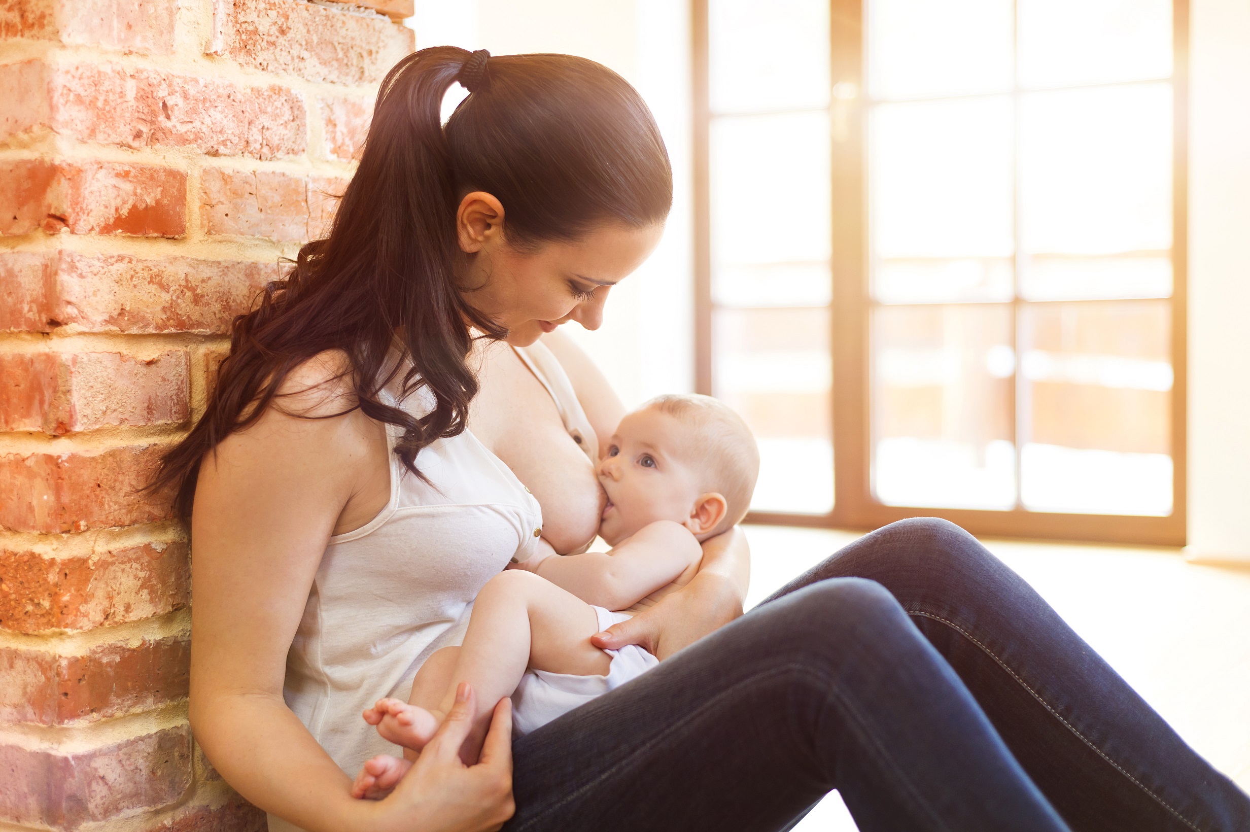 Tackle Your Breast Pain: How to Treat Clogged Milk Ducts when Breastfeeding - The Pulse.