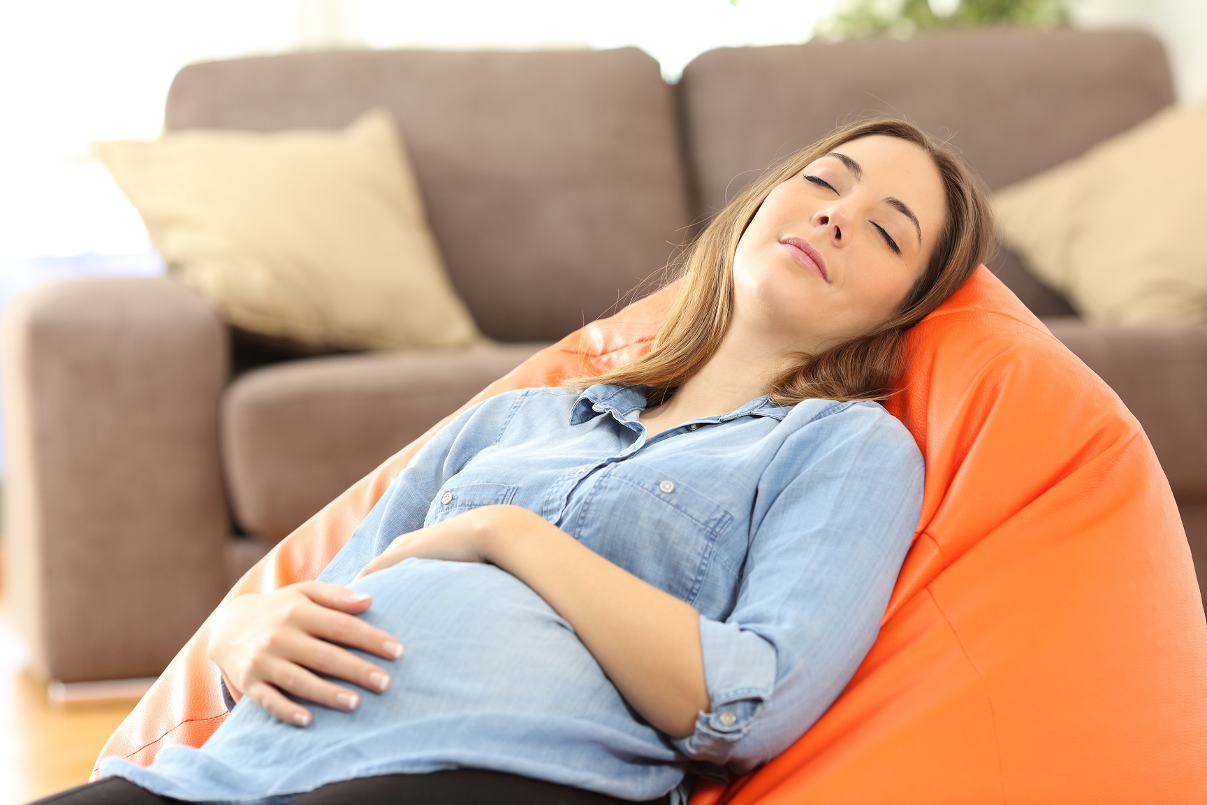 К чему снится беременной роды во сне. Сон беременной. Сон беременной женщины. Покой беременной.