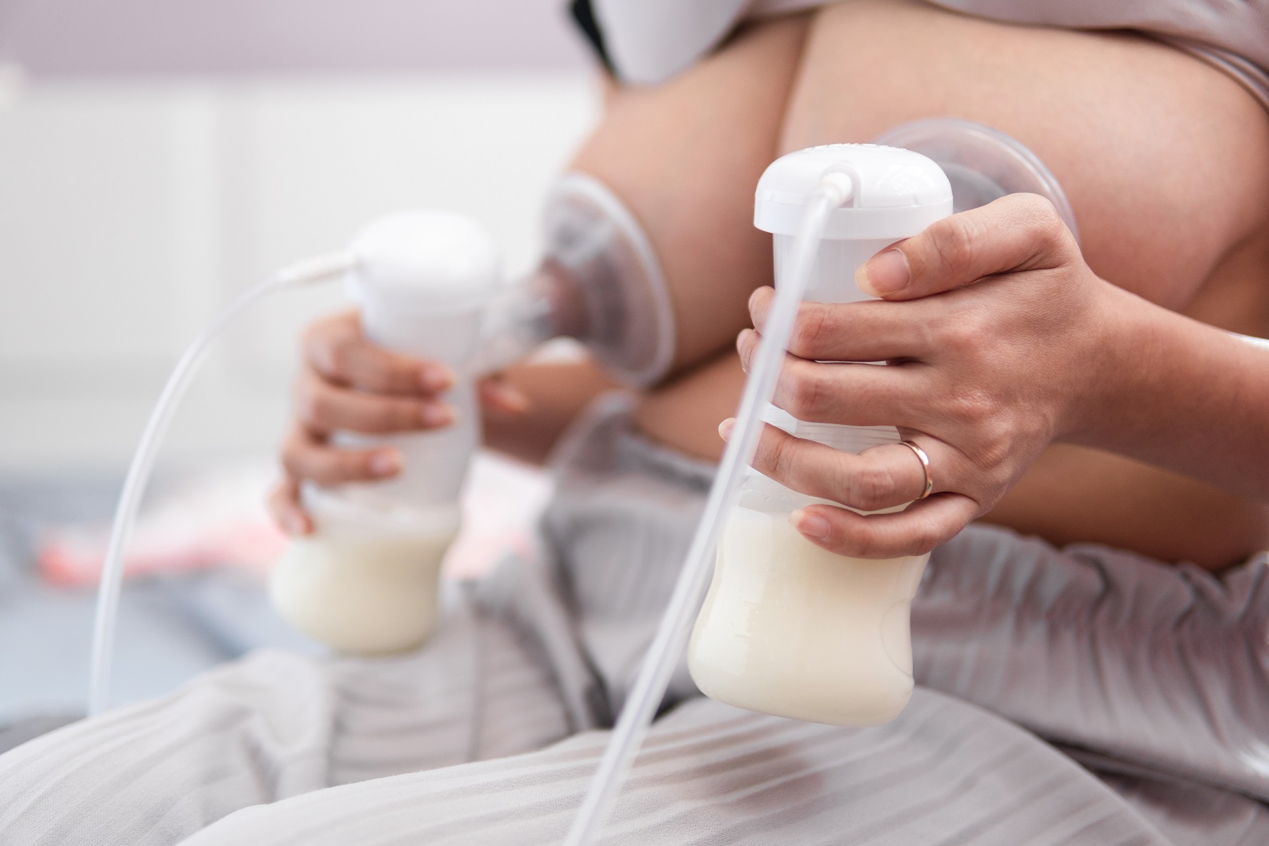 how to use an electric breast pump video